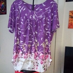 Source Unknown Purple and White Floral Blouse